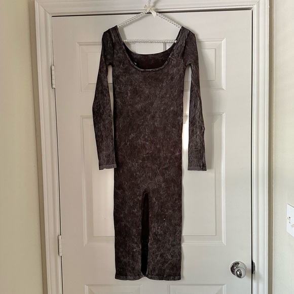 BDG Urban Outfitters Washed Black Seamless Midi Dress - Picture 7 of 11
